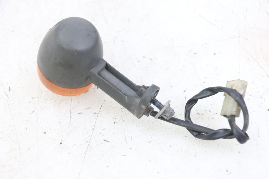 photo de PRAWY TYLNY KIERUNKOWSKAZ APRILIA RALLY AC 50 (1995 - 2004) - Inny kąt widzenia