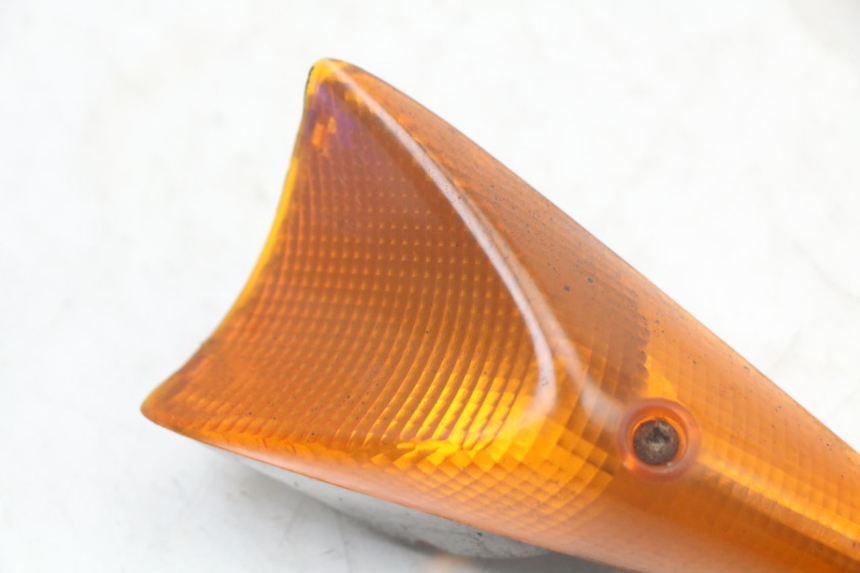 photo de PRAWY TYLNY KIERUNKOWSKAZ PEUGEOT SPEEDFIGHT 100 (1997 - 2007) - Szczegół części