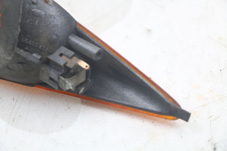 photo de PRAWY TYLNY KIERUNKOWSKAZ PEUGEOT SPEEDFIGHT 100 (1997 - 2007) - Część sprawdzona