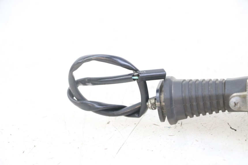 photo de PRAWY TYLNY KIERUNKOWSKAZ SUZUKI GSX F GSXF 650 (2007 - 2015) - Punkty mocowania