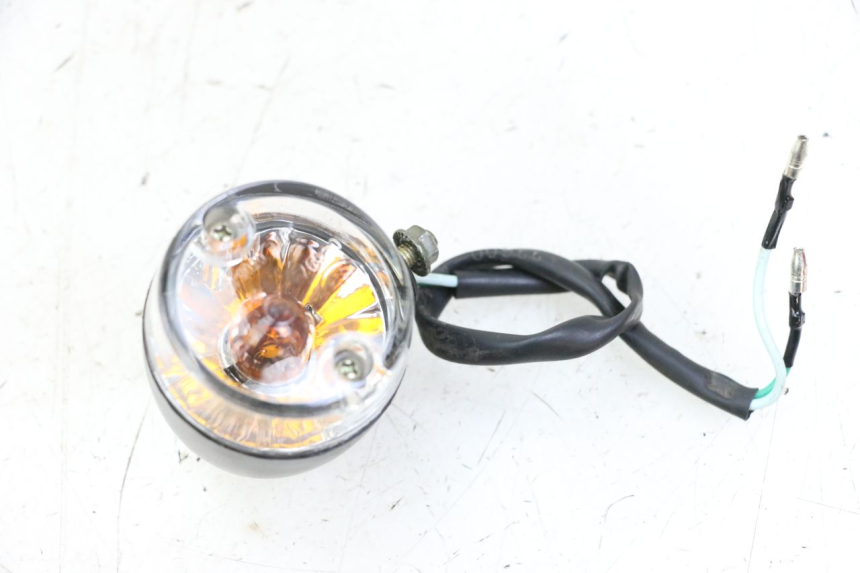 photo de PRAWY TYLNY KIERUNKOWSKAZ SYM ORBIT 2 4T 50 (2008 - 2017) - Zoom stanu zużycia