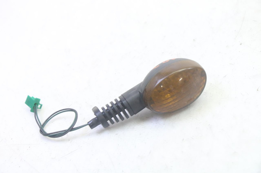 photo de KIERUNKOWSKAZ TYLNY PRAWY YAMAHA TZR 50 (2008 - 2016) - Szczegół części