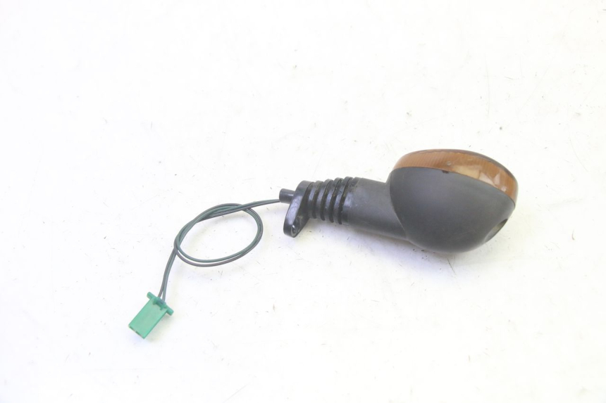 photo de KIERUNKOWSKAZ TYLNY PRAWY YAMAHA TZR 50 (2008 - 2016) - Zoom stanu zużycia