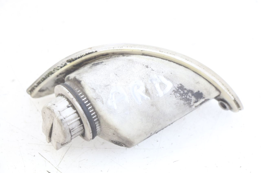 photo de PRAWY TYLNY KIERUNKOWSKAZ PIAGGIO VESPA LXV 125 (2006 - 2009) - Zbliżenie techniczne