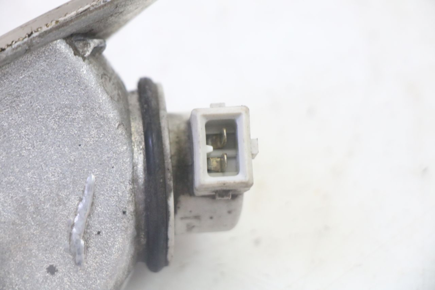 photo de PRAWY TYLNY KIERUNKOWSKAZ PIAGGIO VESPA S 2T 50 (2007 - 2014) - Zbliżenie techniczne