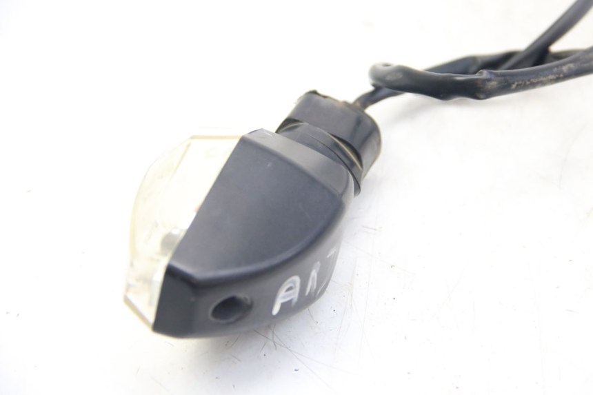 photo de Prawy tylny kierunkowskaz SYM WOLF SB 125 (2011 - 2018) - Widok ogólny