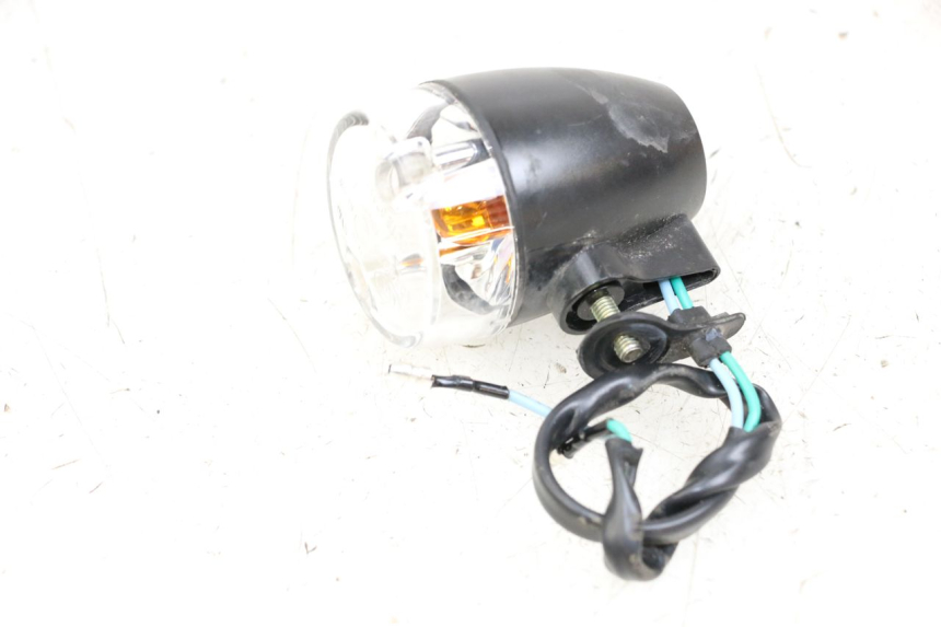 photo de PRAWY TYLNY KIERUNKOWSKAZ SYM X-PRO 4T 50 (2014 - 2021) - Zoom stanu zużycia