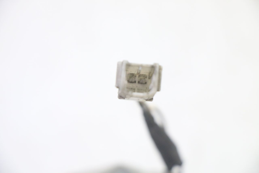 photo de PRAWY TYLNY KIERUNKOWSKAZ PIAGGIO X8 125 (2004 - 2007) - Część sprawdzona