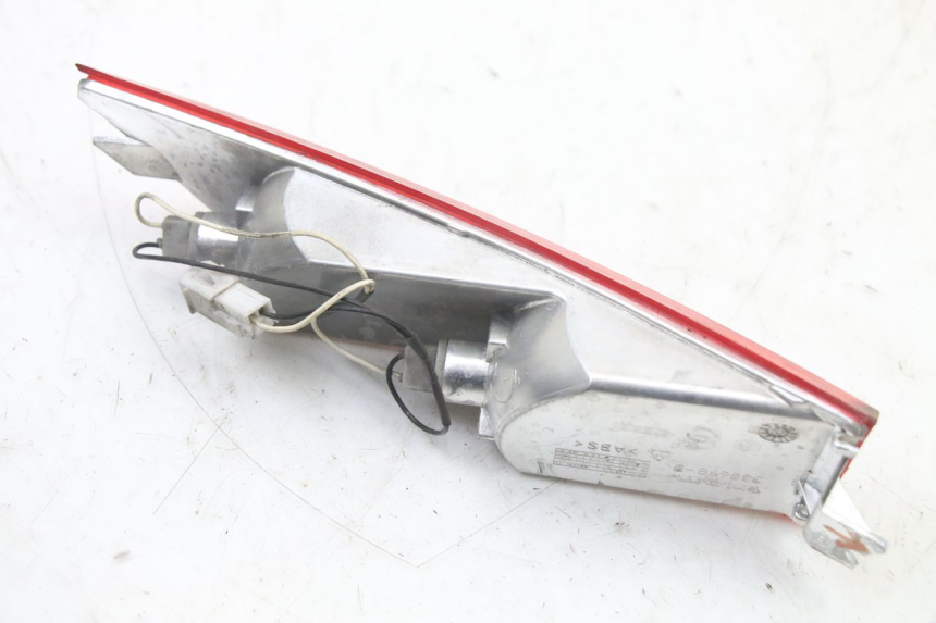 photo de KIERUNKOWSKAZ TYLNY PRAWY PIAGGIO XEVO - X EVO 125 (2007 - 2017) - Widok ogólny