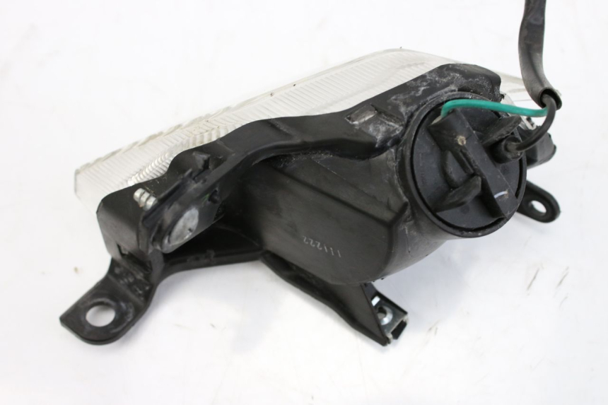 photo de PRAWY TYLNY KIERUNKOWSKAZ YAMAHA XP T-MAX TMAX ABS 530 (2012 - 2015) - Zoom stanu zużycia