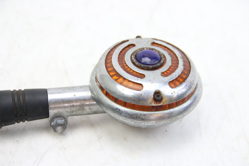 photo de PRAWY TYLNY KIERUNKOWSKAZ YAMAHA XV VIRAGO 750 (1984 - 1998) - Szczegół części