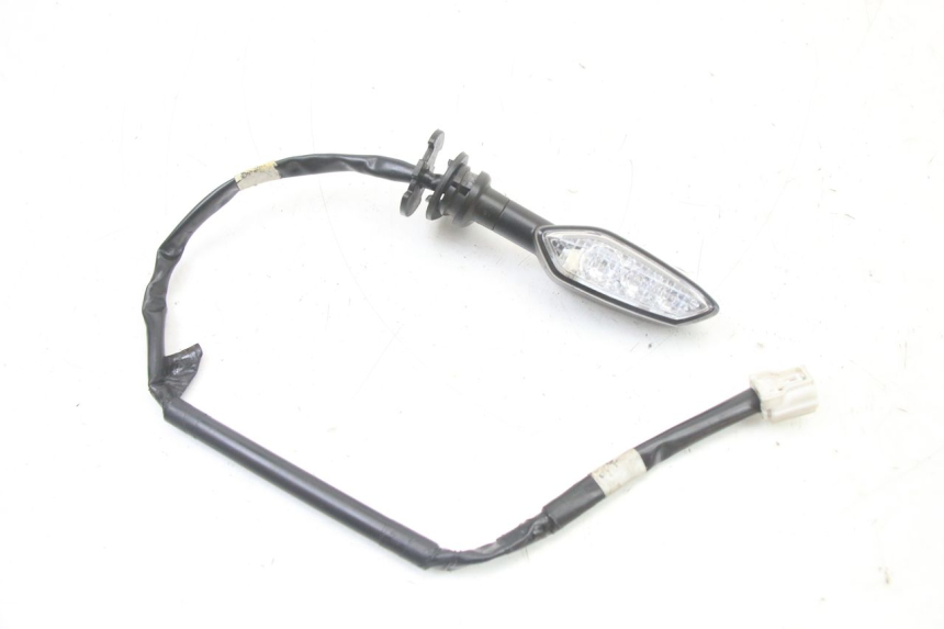 photo de PRAWY TYLNY KIERUNKOWSKAZ YAMAHA YP T-MAX TMAX 530 (2017 - 2020) - Widok główny