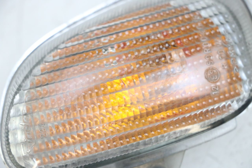 photo de PRAWY TYLNY KIERUNKOWSKAZ YAMAHA YN NEO'S 50 (1997 - 2004) - Widok ogólny