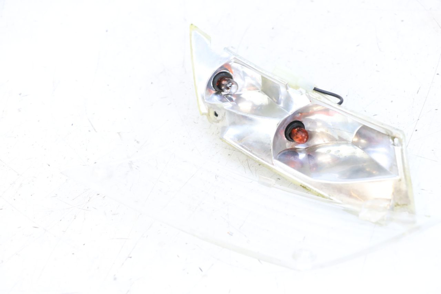 photo de Prawy tylny kierunkowskaz PIAGGIO ZIP 2T 50 (2009 - 2019) - Stan powierzchni