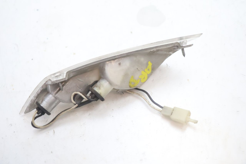 photo de PRAWA TYLNA KIERUNKOWSKAZ PIAGGIO ZIP 4T 50 (2006 - 2017) - Zbliżenie techniczne