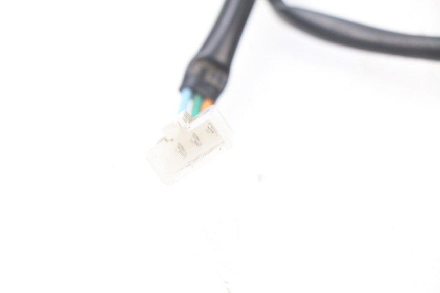 photo de KIERUNKOWSKAZ TYLNY SYM FIDDLE 2 50 (2008 - 2013) - Szczegół części