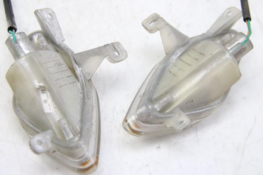 photo de KIERUNKOWSKAZ TYLNY SYM FIDDLE 2 50 (2008 - 2013) - Zbliżenie techniczne