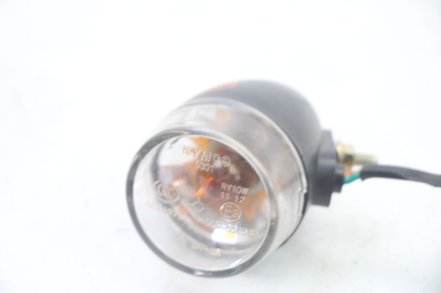 photo de LEWY TYLNY KIERUNKOWSKAZ KYMCO AGILITY 4T 50 (2005 - 2018) - Zoom stanu zużycia