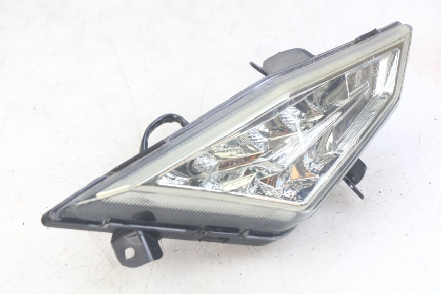 photo de LEWY TYLNY KIERUNKOWSKAZ NECO ALEXONE 125 (2017 - 2024) - Punkty mocowania