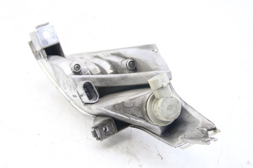 photo de LEWY TYLNY KIERUNKOWSKAZ PIAGGIO BEVERLY 125 (2010 - 2015) - Szczegół części