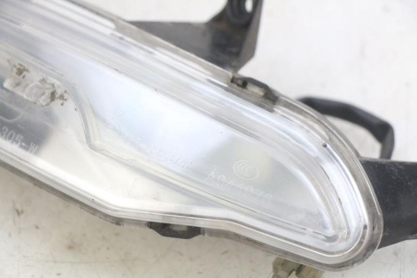 photo de LEWY TYLNY KIERUNKOWSKAZ PEUGEOT DJANGO 4T 50 (2014 - 2019) - Inny kąt widzenia