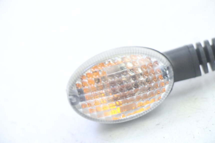 photo de LEWY TYLNY KIERUNKOWSKAZ SUZUKI DL V STROM 1000 (2002 - 2007) - Zoom stanu zużycia