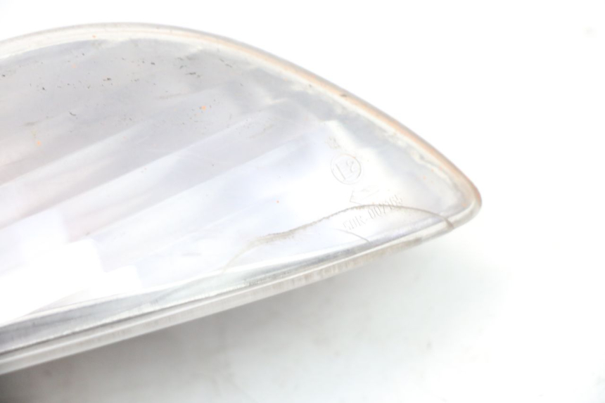 photo de LEWY TYLNY KIERUNKOWSKAZ PEUGEOT ELYSEO 125 (1999 - 2004) - Zoom stanu zużycia