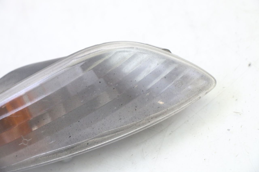 photo de LEWY TYLNY KIERUNKOWSKAZ PEUGEOT ELYSTAR 50 (2002 - 2014) - Zoom stanu zużycia