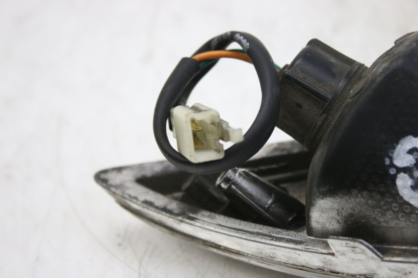 photo de LEWY TYLNY KIERUNKOWSKAZ SYM FIDDLE 3 III 125 (2014 - 2020) - Szczegół części