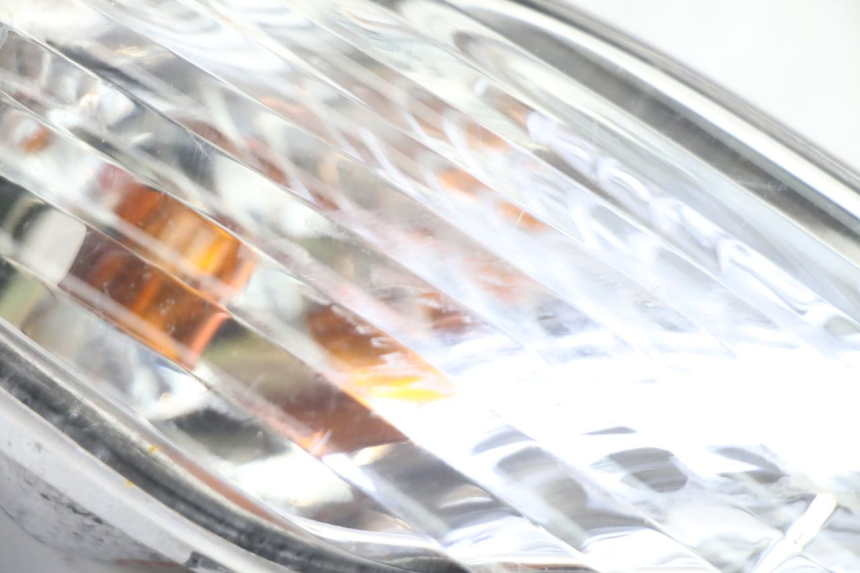 photo de LEWY TYLNY KIERUNKOWSKAZ SYM FIDDLE 3 III 50 (2014 - 2020) - Inny kąt widzenia