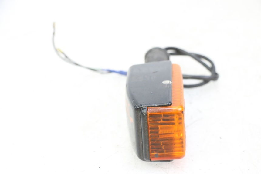 photo de LEWY TYLNY KIERUNKOWSKAZ YAMAHA FJ 36Y 1100 (1984 - 1985) - Szczegóły charakterystyczne