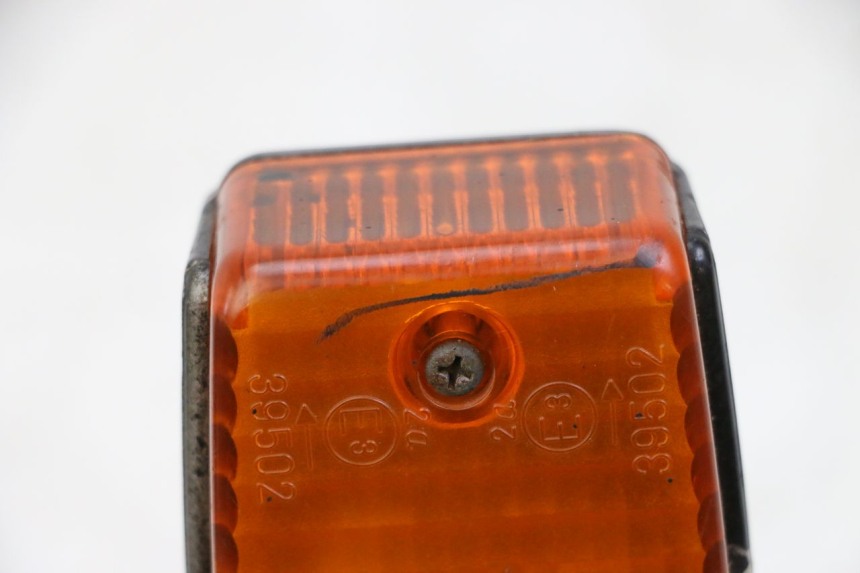 photo de LEWY TYLNY KIERUNKOWSKAZ YAMAHA FJ 36Y 1100 (1984 - 1985) - Inny kąt widzenia