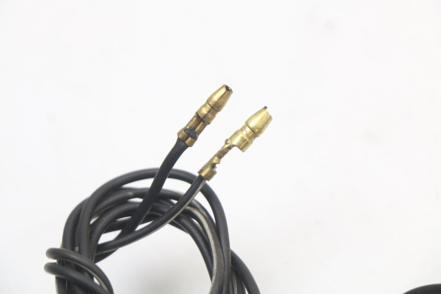 photo de LEWY TYLNY KIERUNKOWSKAZ SUZUKI GN 125 (1997 - 2000) - Widok ogólny