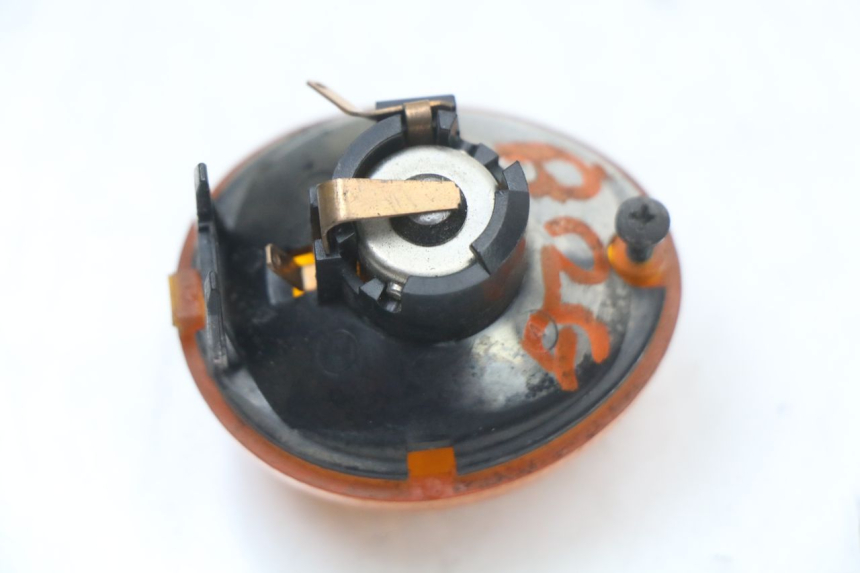 photo de LEWY TYLNY KIERUNKOWSKAZ RENAULT KOURANOS 125 (2001 - 2004) - Zbliżenie techniczne