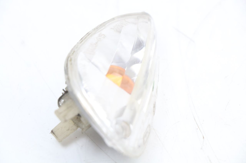 photo de LEWY TYLNY KIERUNKOWSKAZ PIAGGIO LIBERTY 4T 50 (2018 - 2021) - Szczegół części