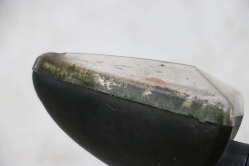 photo de LEWY TYLNY KIERUNKOWSKAZ PIAGGIO NEW TYPHOON 50 (2018 - 2021) - Szczegół części