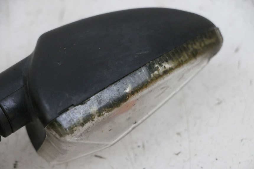 photo de LEWY TYLNY KIERUNKOWSKAZ PIAGGIO NEW TYPHOON 50 (2018 - 2021) - Zoom stanu zużycia