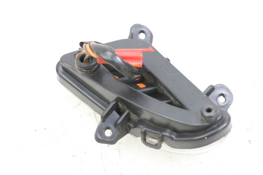 photo de LEWY TYLNY KIERUNKOWSKAZ JM MOTORS OLDIES GT 4T 50 (2018 - 2025) - Zbliżenie techniczne