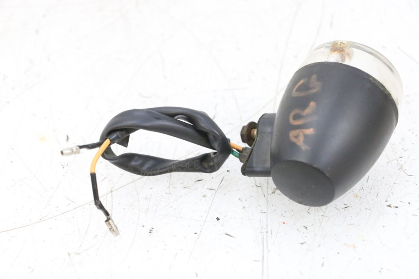 photo de LEWY TYLNY KIERUNKOWSKAZ SYM ORBIT 2 50 (2008 - 2014) - Szczegół części