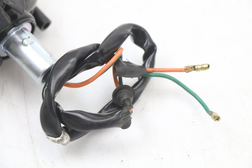 photo de LEWY TYLNY KIERUNKOWSKAZ HONDA PCX (JF28) 125 (2009 - 2011) - Widok ogólny