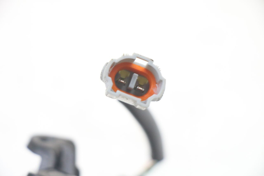 photo de LEWY TYLNY KIERUNKOWSKAZ PEUGEOT TWEET 4T 50 (2023 - 2025) - Zbliżenie techniczne