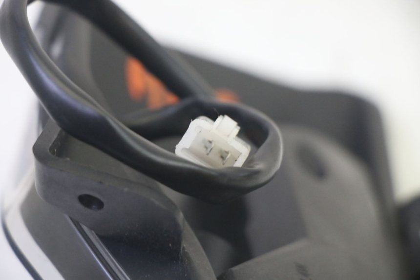 photo de LEWY TYLNY KIERUNKOWSKAZ EFUN PUSA 1 - Punkty mocowania