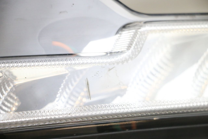 photo de LEWY TYLNY KIERUNKOWSKAZ EFUN PUSA 1 - Zoom stanu zużycia