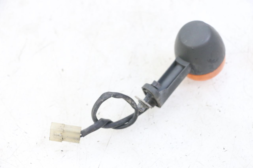 photo de LEWY TYLNY KIERUNKOWSKAZ APRILIA RALLY AC 50 (1995 - 2004) - Zoom stanu zużycia