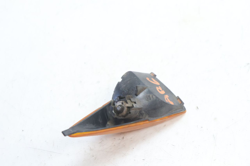 photo de LEWY TYLNY KIERUNKOWSKAZ PEUGEOT SPEEDFIGHT LC 50 (1996 - 2002) - Zbliżenie techniczne
