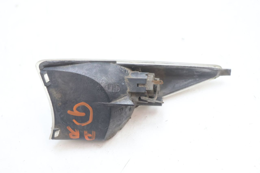 photo de LEWY TYLNY KIERUNKOWSKAZ PEUGEOT SPEEDFIGHT LC 50 (1996 - 2002) - Zbliżenie techniczne