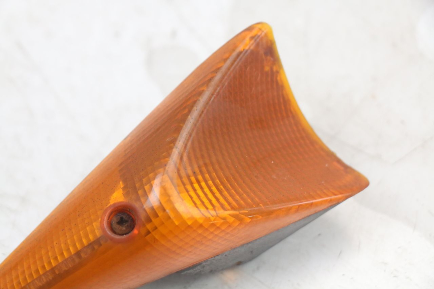 photo de LEWY TYLNY KIERUNKOWSKAZ PEUGEOT SPEEDFIGHT 100 (1997 - 2007) - Inny kąt widzenia