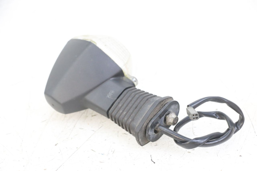 photo de LEWY TYLNY KIERUNKOWSKAZ SUZUKI GSX F GSXF 650 (2007 - 2015) - Szczegół części