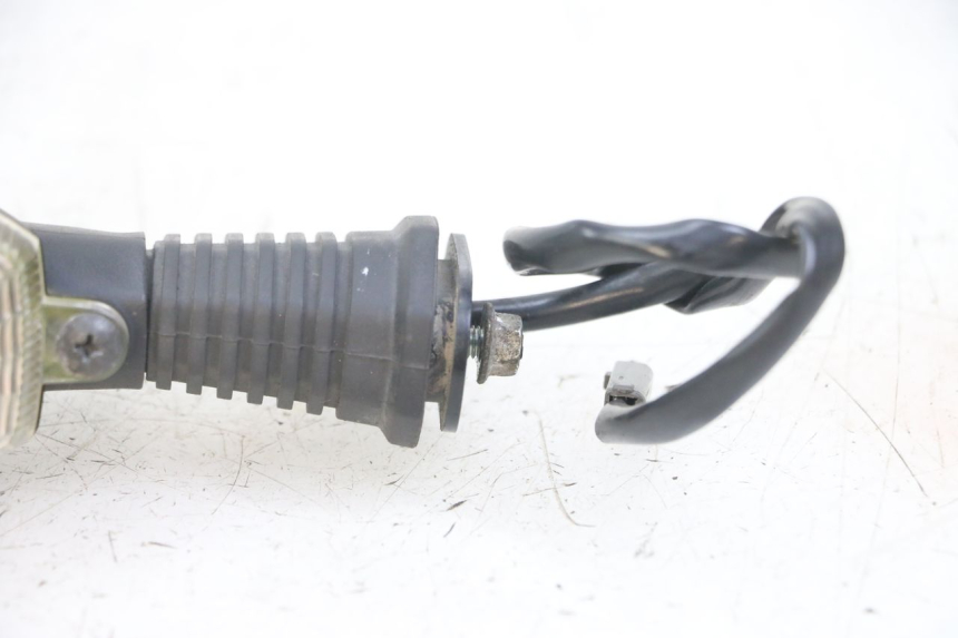 photo de LEWY TYLNY KIERUNKOWSKAZ SUZUKI GSX F GSXF 650 (2007 - 2015) - Widok ogólny