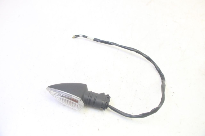 photo de LEWY TYLNY KIERUNKOWSKAZ YAMAHA TRICITY 300 (2020 - 2024) - Zoom stanu zużycia